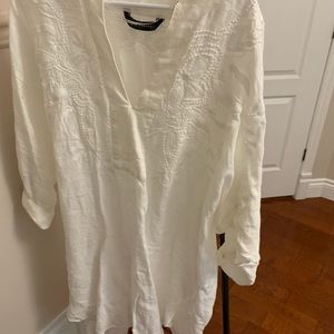 White embroidered Zara tunic